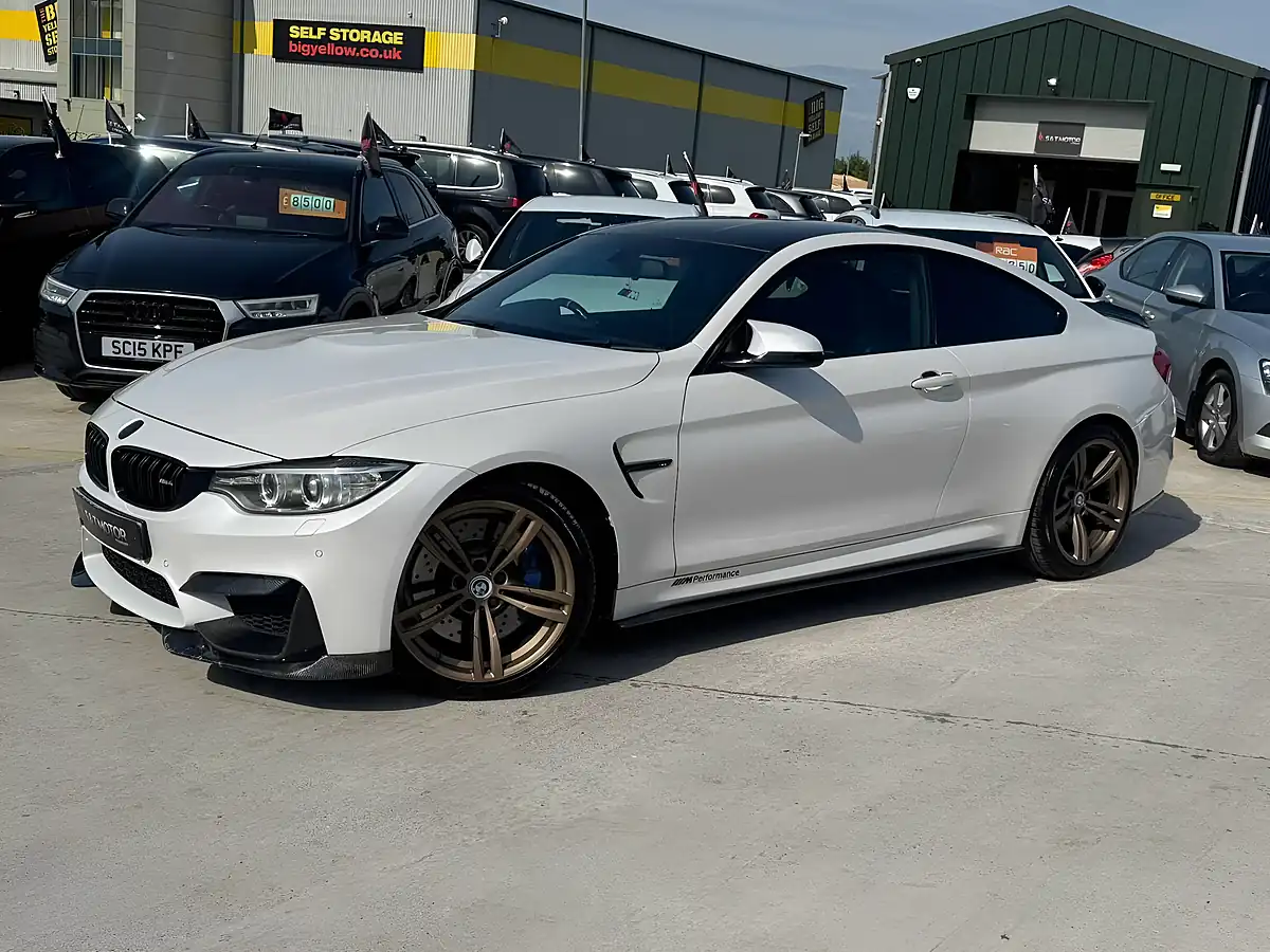 Used 2014 BMW M4 Coupe White - Interior and Exterior details 4