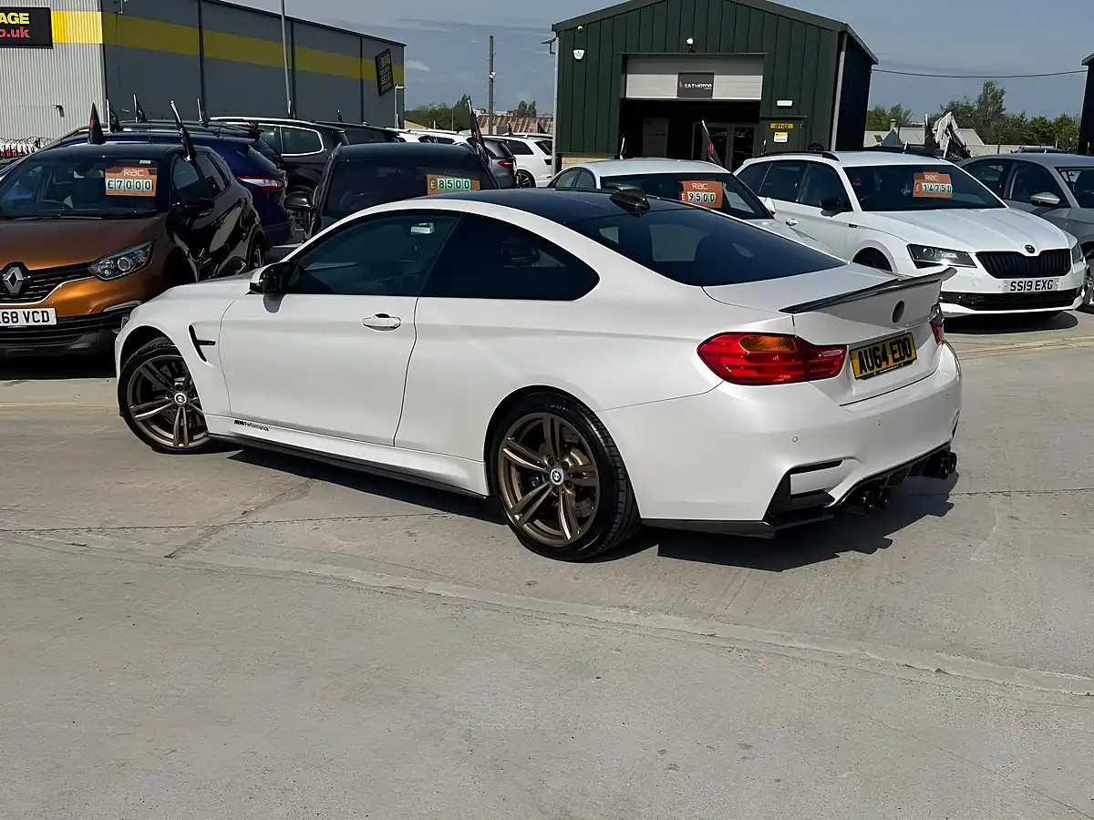 Used 2014 BMW M4 Coupe White - Interior and Exterior details 5