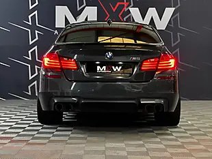 Used 2014 BMW M5 Saloon Grey - Interior and Exterior details 13