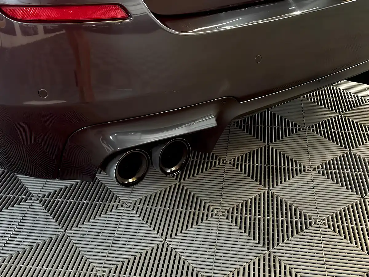 Used 2014 BMW M5 Saloon Grey - Interior and Exterior details 14