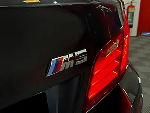 Used 2014 BMW M5 Saloon Grey - Interior and Exterior details 16