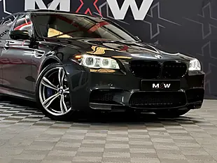 Used 2014 BMW M5 Saloon Grey - Interior and Exterior details 6