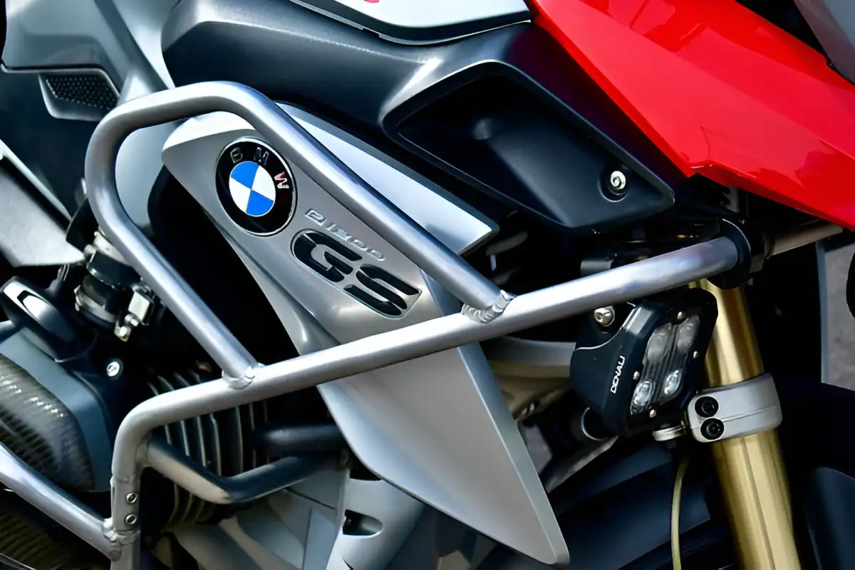 Used 2014 BMW R 1200 Gs Adventure Red - Interior and Exterior details 11