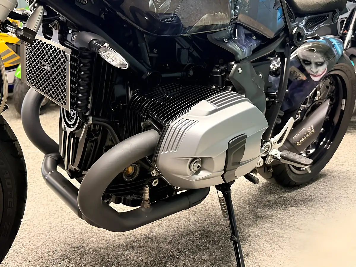 Used 2014 BMW R Ninet Roadster Multicolour - Interior and Exterior details 17