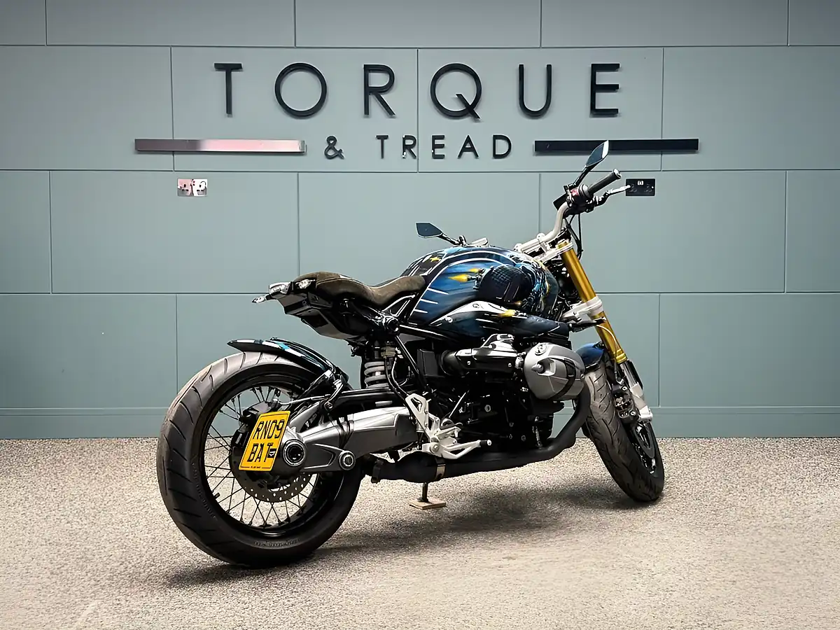 Used 2014 BMW R Ninet Roadster Multicolour - Interior and Exterior details 3
