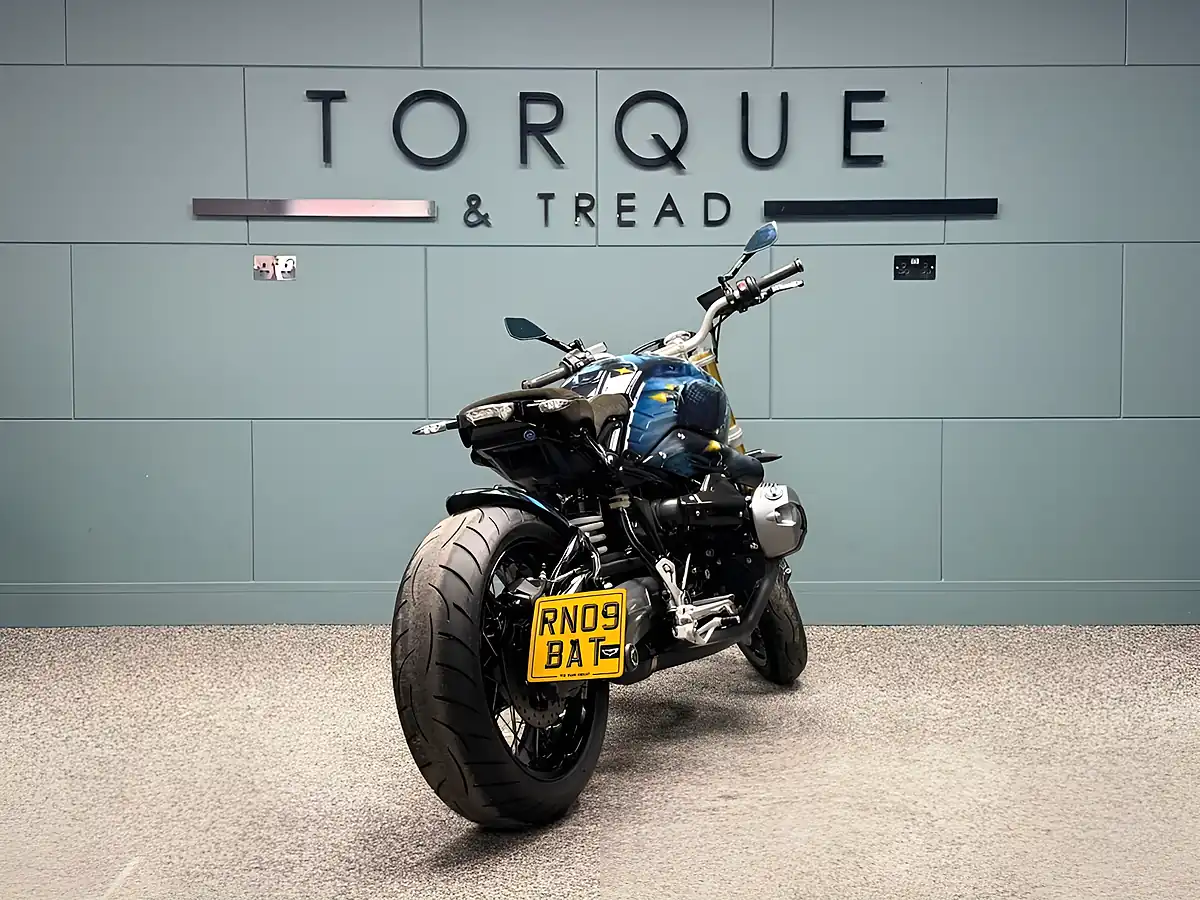 Used 2014 BMW R Ninet Roadster Multicolour - Interior and Exterior details 4