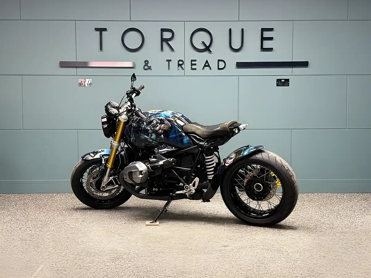 Used 2014 BMW R Ninet Roadster Multicolour - Interior and Exterior details 7