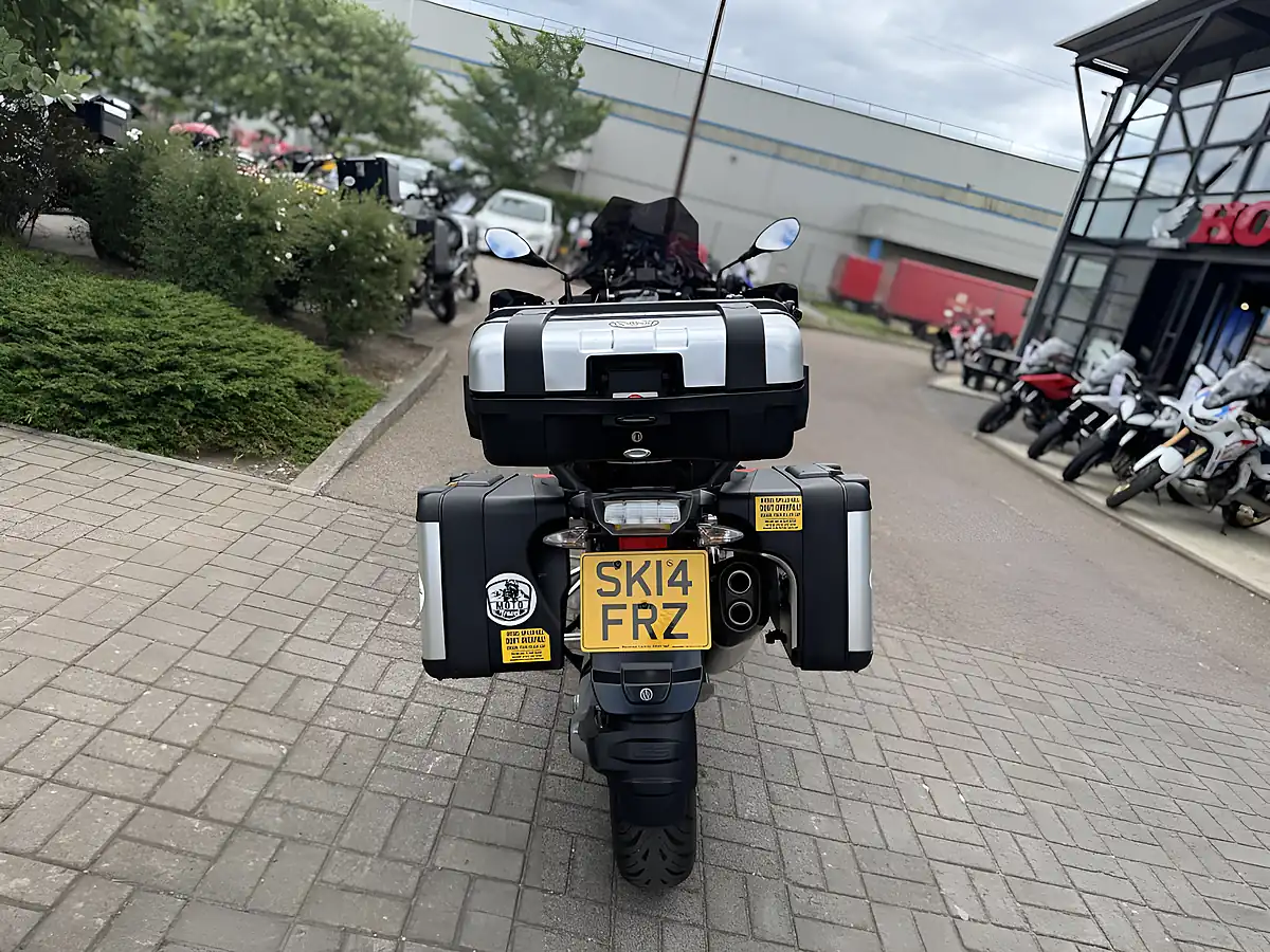 Used 2014 BMW R1200GS Grey - Interior and Exterior details 8