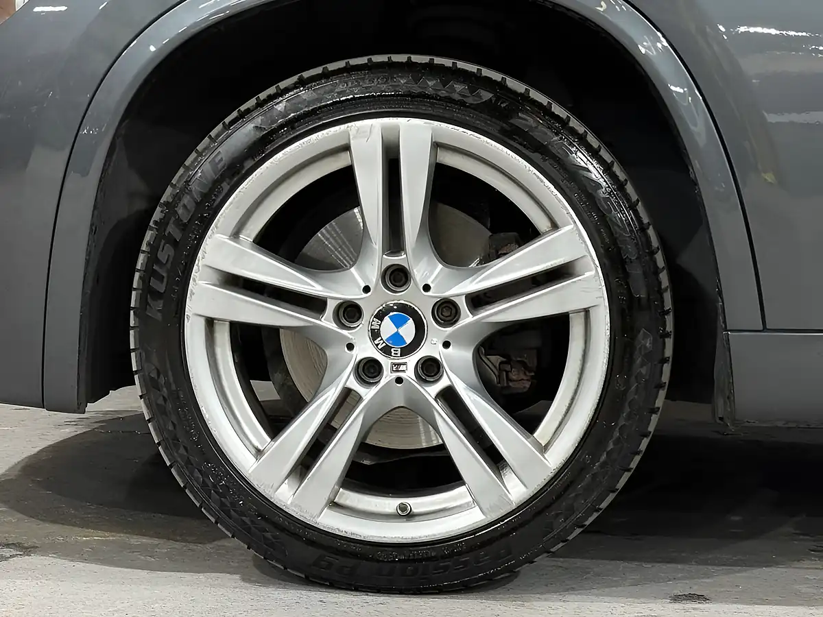 Used 2014 BMW X1 M Sport Grey - Interior and Exterior details 14
