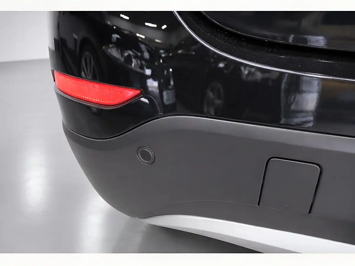 Used 2014 BMW X1 Se Black - Interior and Exterior details 10