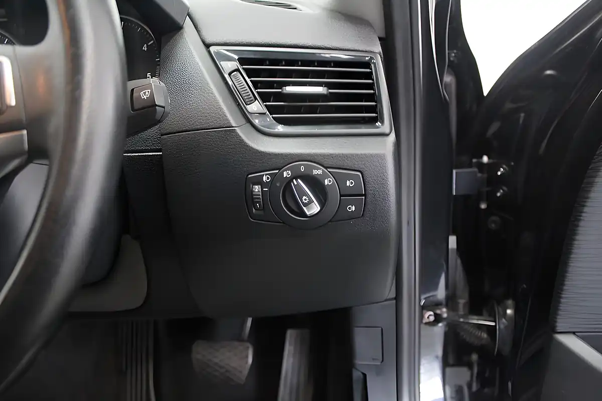 Used 2014 BMW X1 Se Black - Interior and Exterior details 17