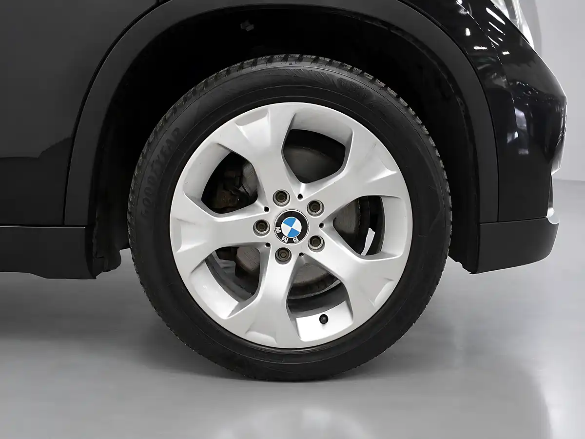 Used 2014 BMW X1 Se Black - Interior and Exterior details 19