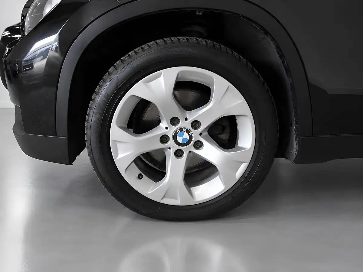 Used 2014 BMW X1 Se Black - Interior and Exterior details 20