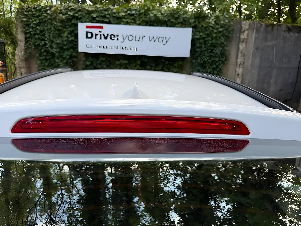 Used 2014 BMW X1 Se White - Interior and Exterior details 10