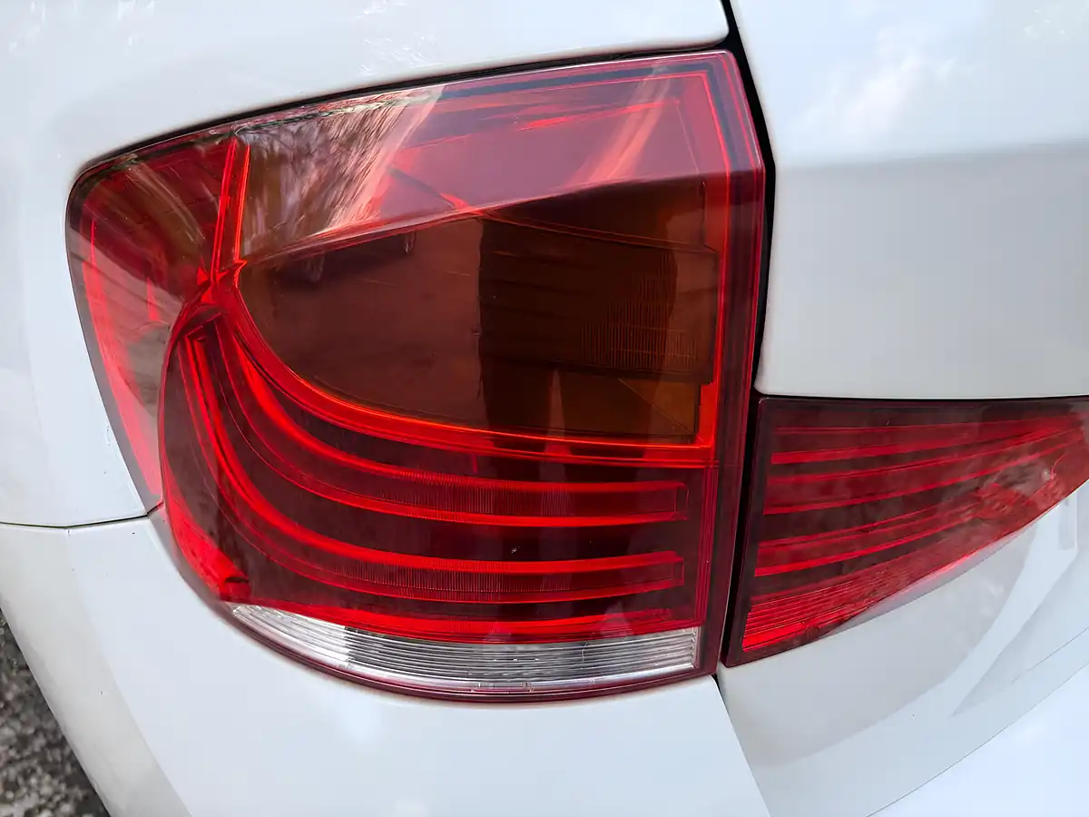 Used 2014 BMW X1 Se White - Interior and Exterior details 16