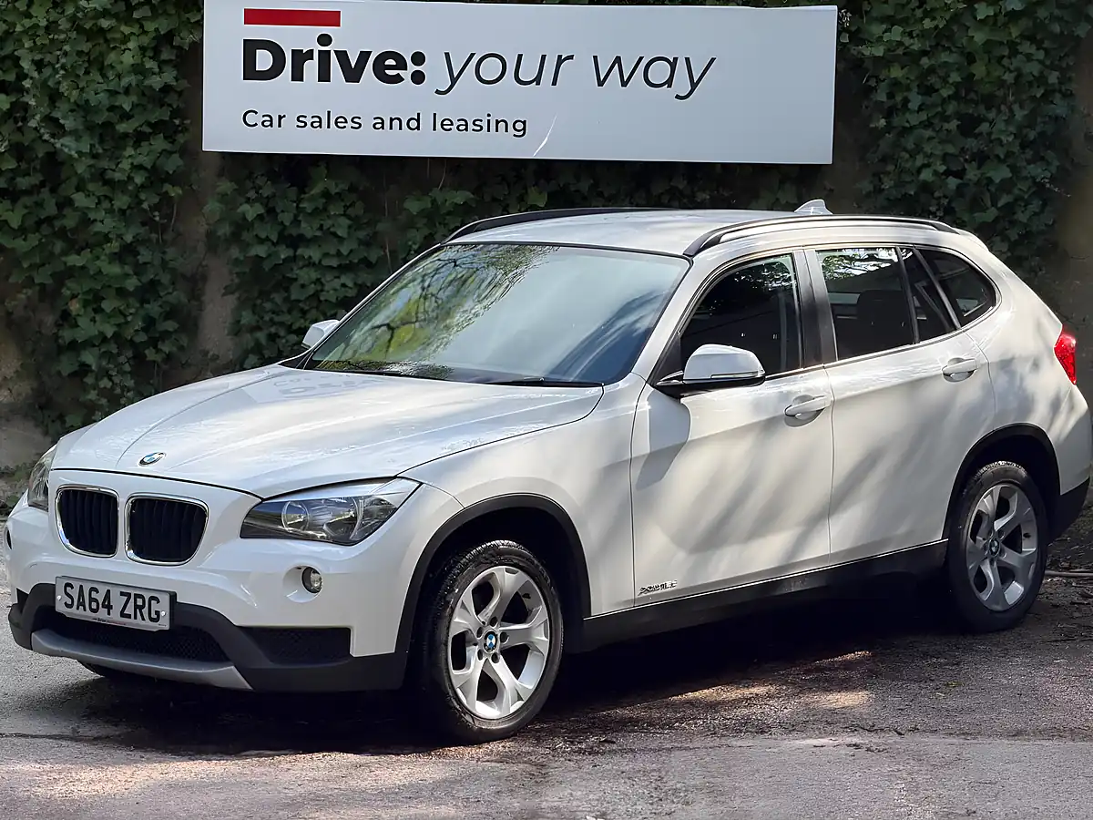 Used 2014 BMW X1 Se White - Interior and Exterior details 3