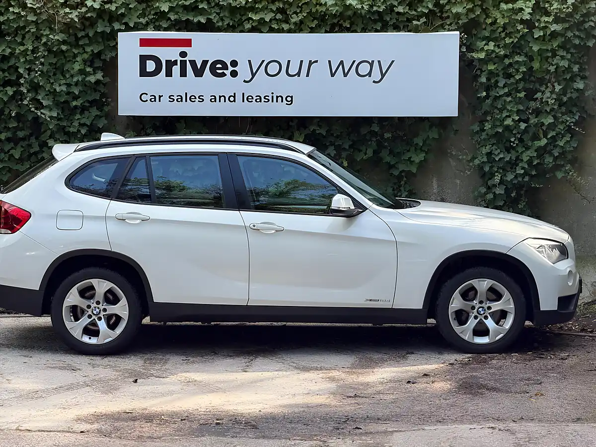 Used 2014 BMW X1 Se White - Interior and Exterior details 5