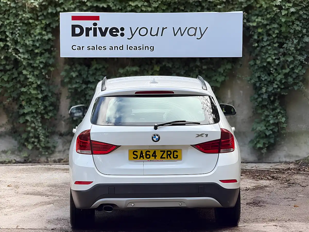 Used 2014 BMW X1 Se White - Interior and Exterior details 8