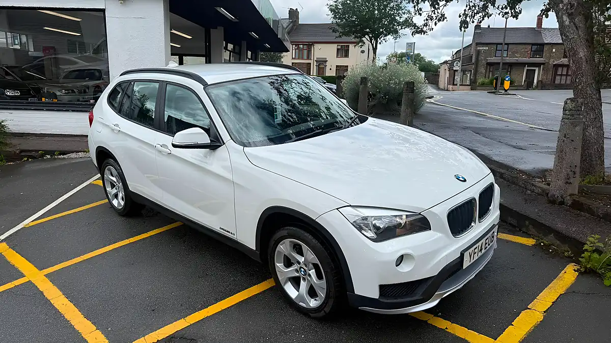 Used 2014 BMW X1 Se Xdrive White - Interior and Exterior details 7