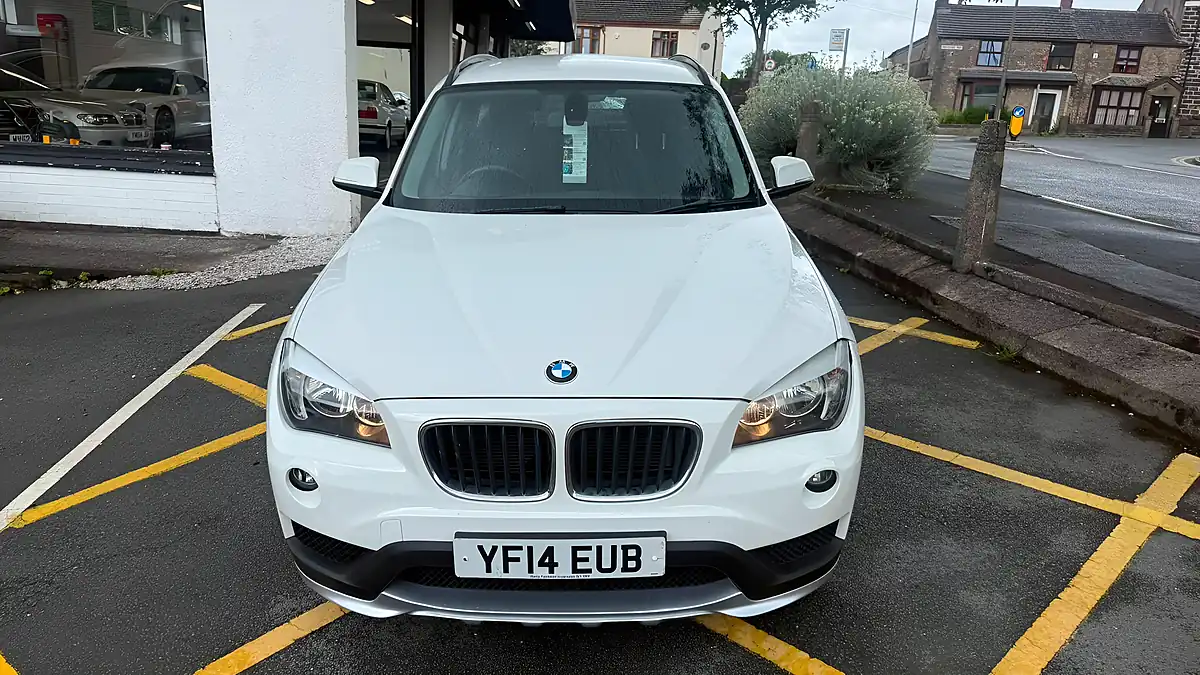 Used 2014 BMW X1 Se Xdrive White - Interior and Exterior details 8