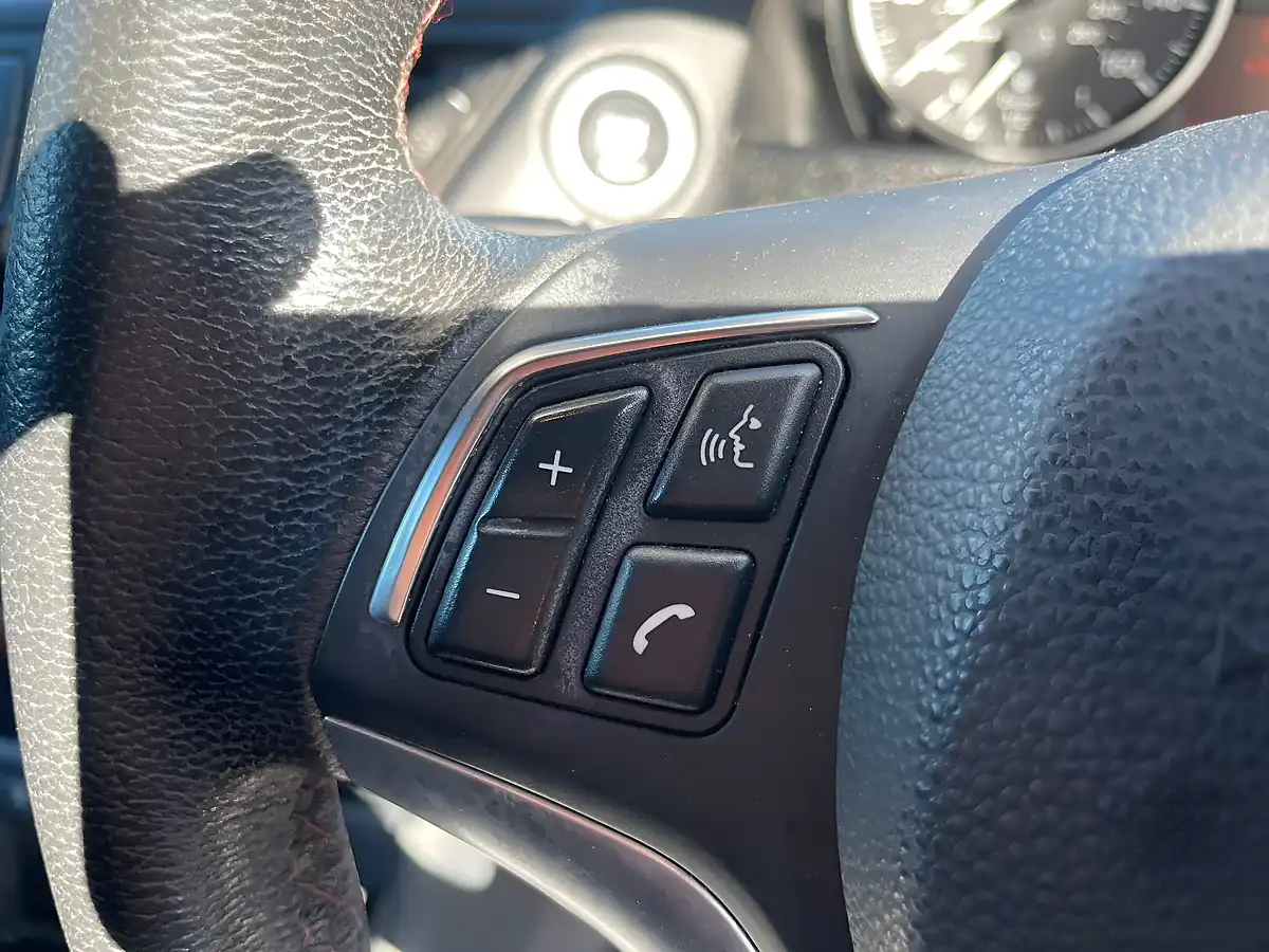 Used 2014 BMW X1 Sport White - Interior and Exterior details 19