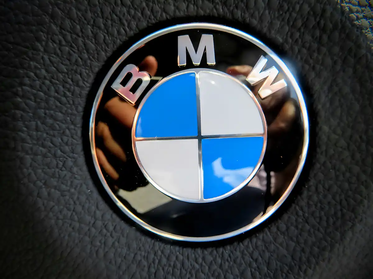 Used 2014 BMW X1 X-Line Metallic Black - Interior and Exterior details 14