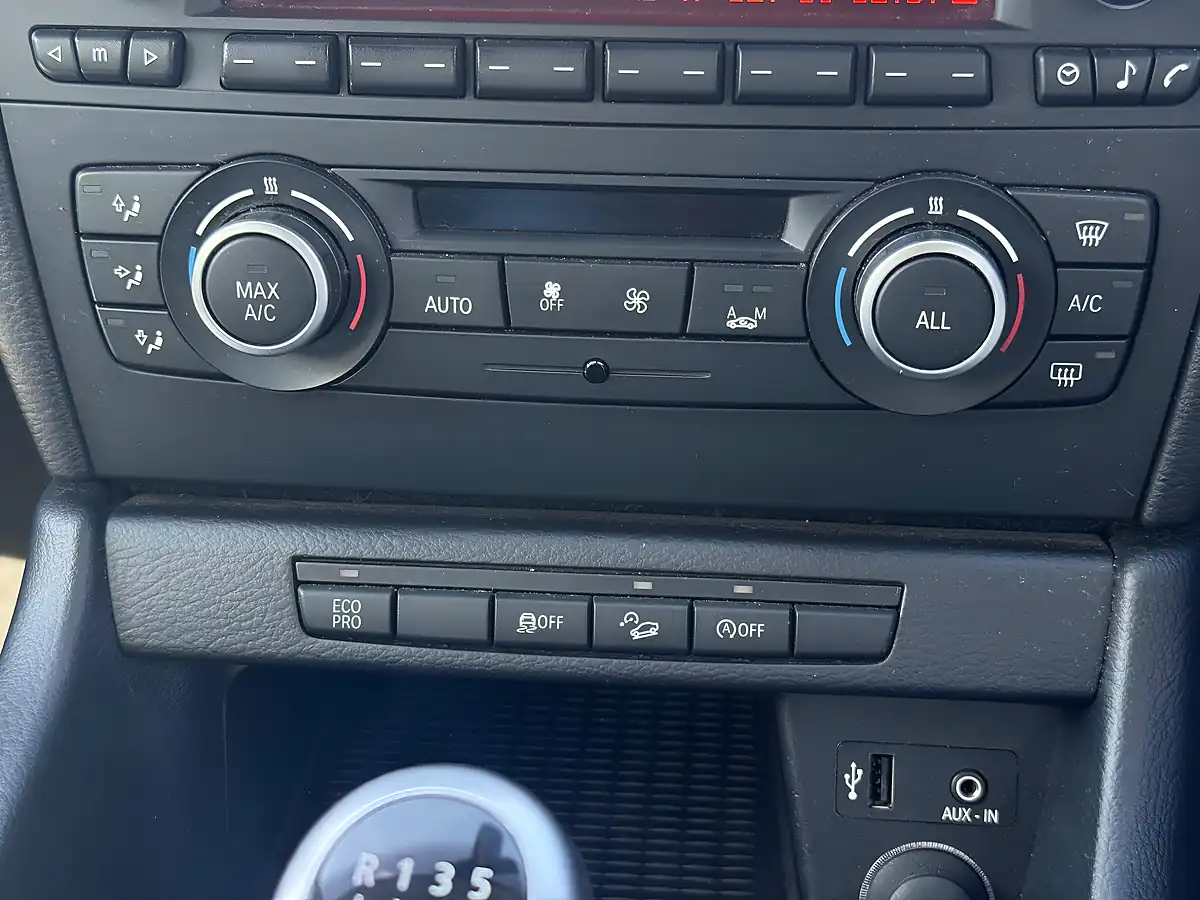 Used 2014 BMW X1 Xline Blue - Interior and Exterior details 14