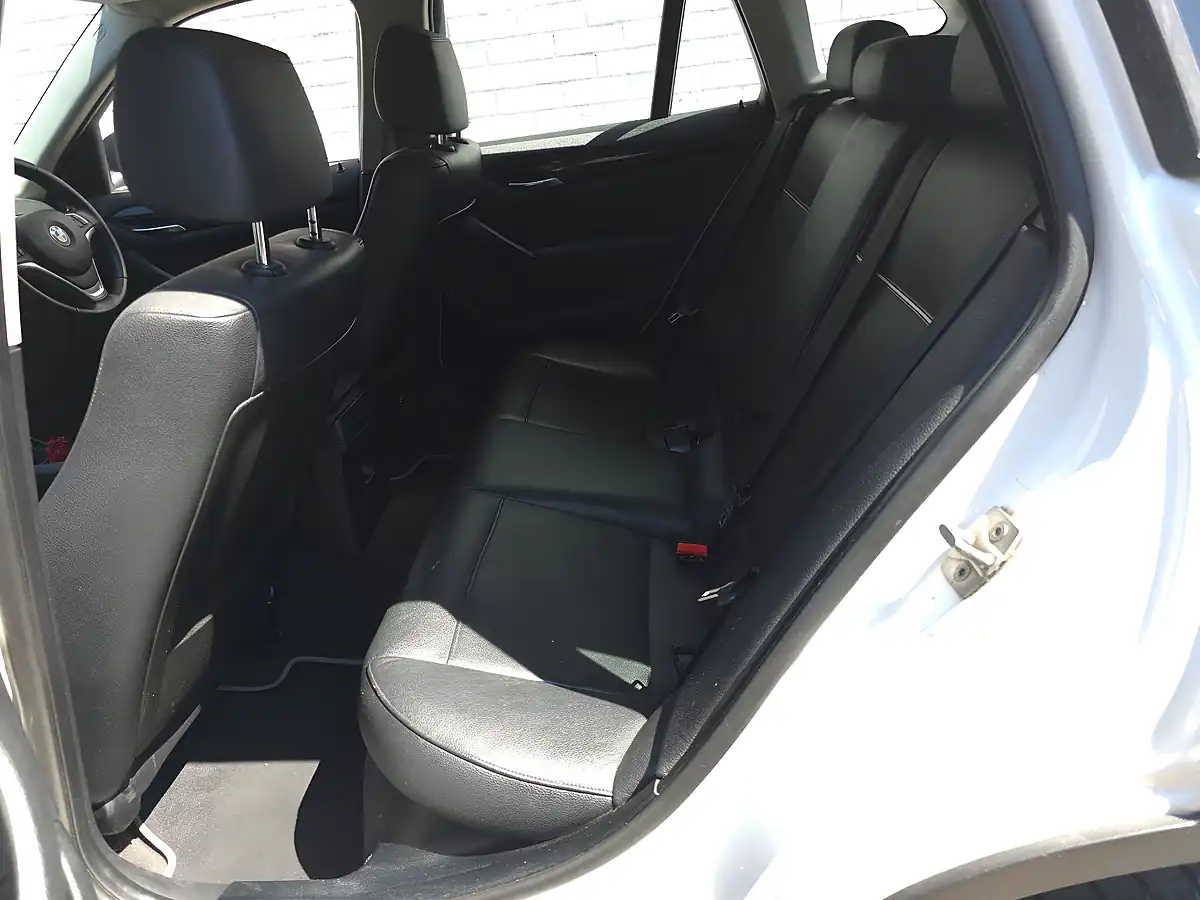 Used 2014 BMW X1 Xline Xdrive White - Interior and Exterior details 11