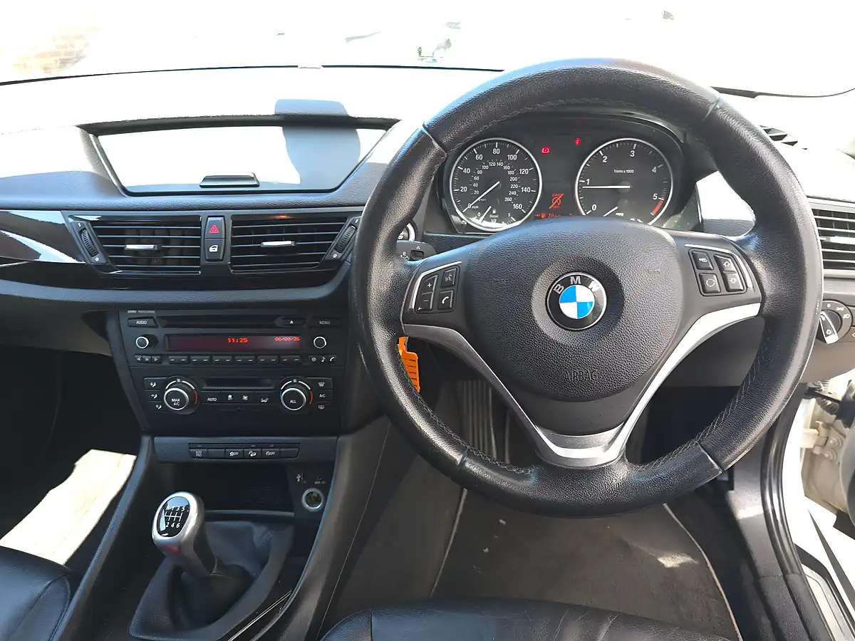 Used 2014 BMW X1 Xline Xdrive White - Interior and Exterior details 19