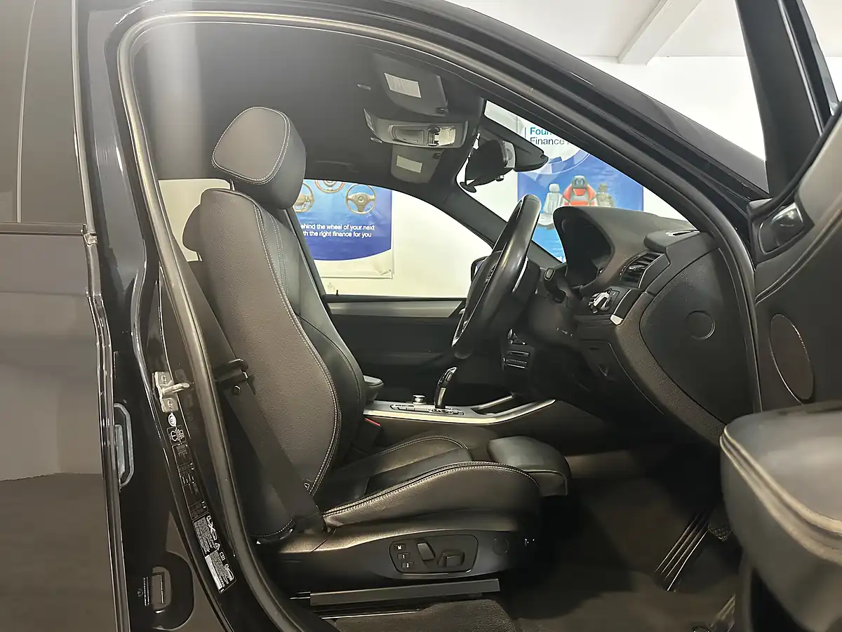 Used 2014 BMW X3 M Sport Black Sapphire Metallic - Interior and Exterior details 3