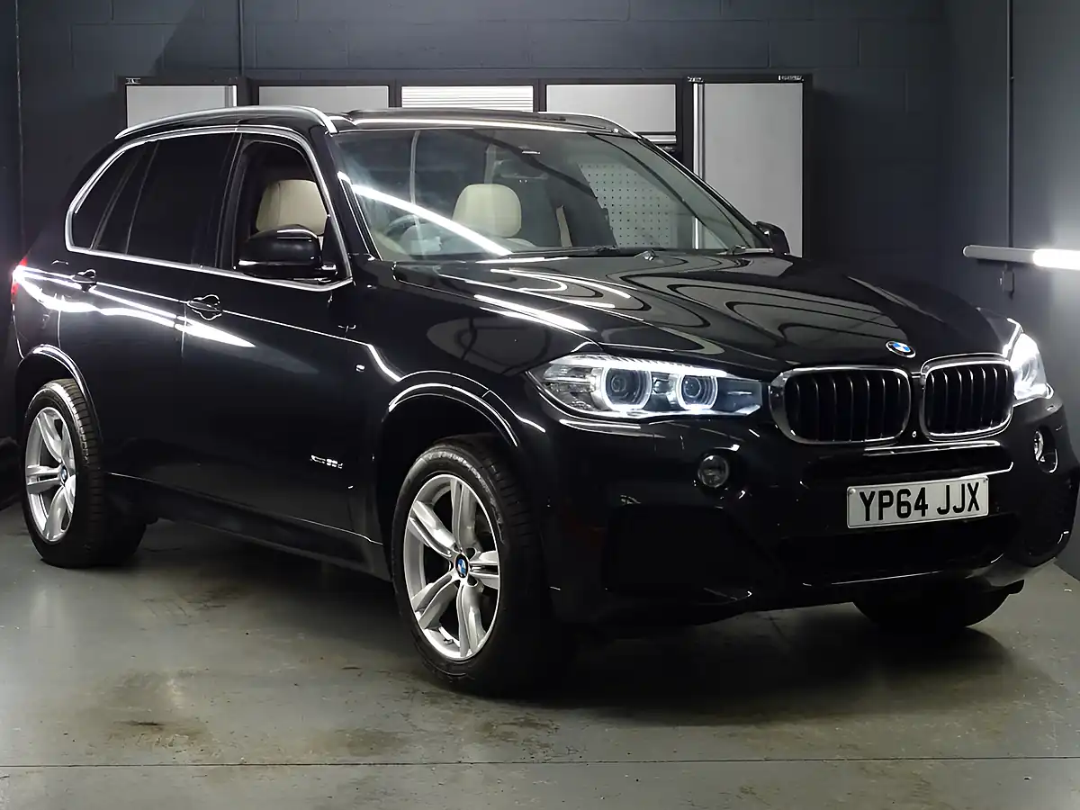 Used 2014 BMW X5 M Sport Carbon Black Metallic - Front View
