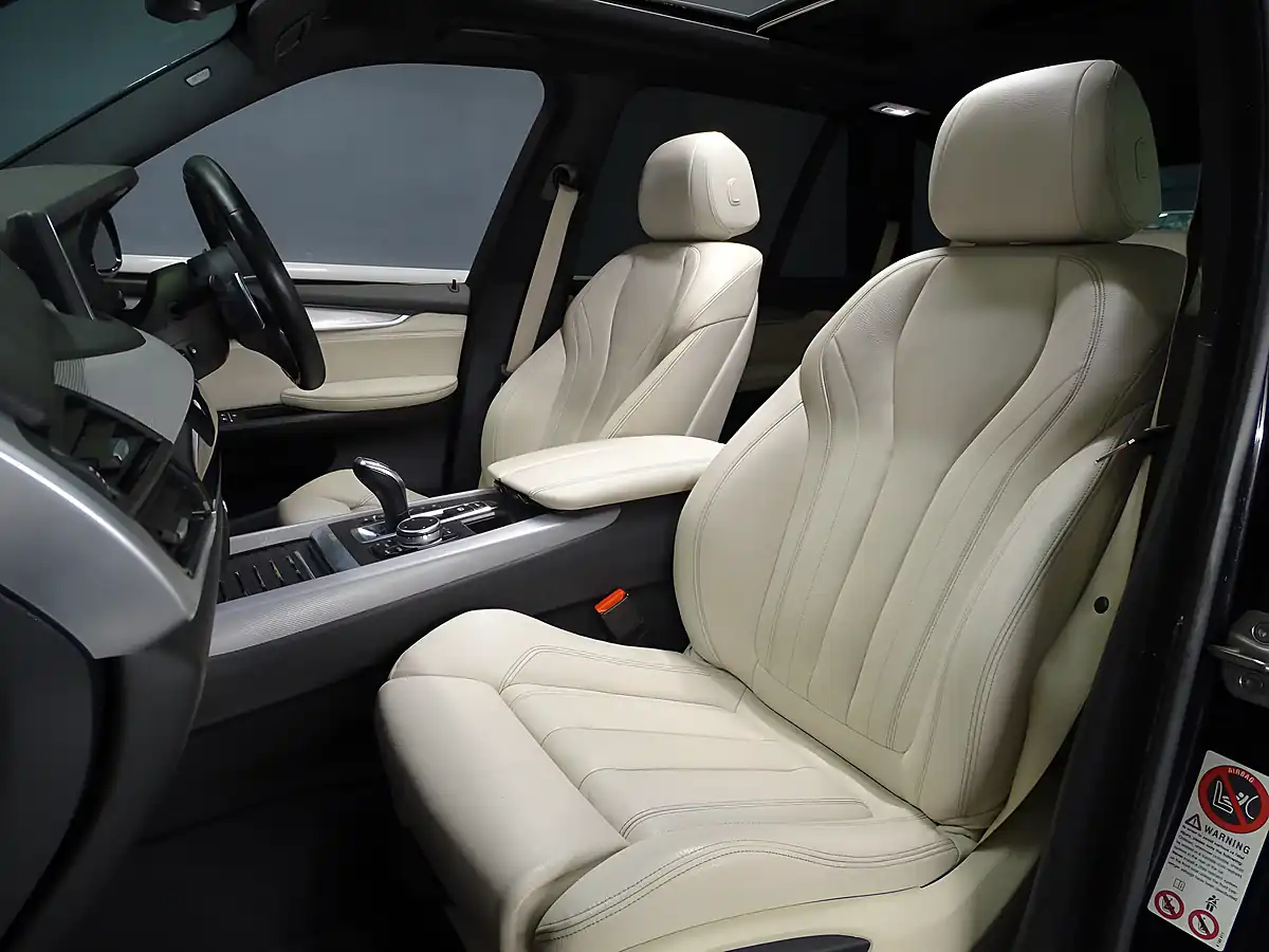 Used 2014 BMW X5 M Sport Carbon Black Metallic - Interior and Exterior details 14
