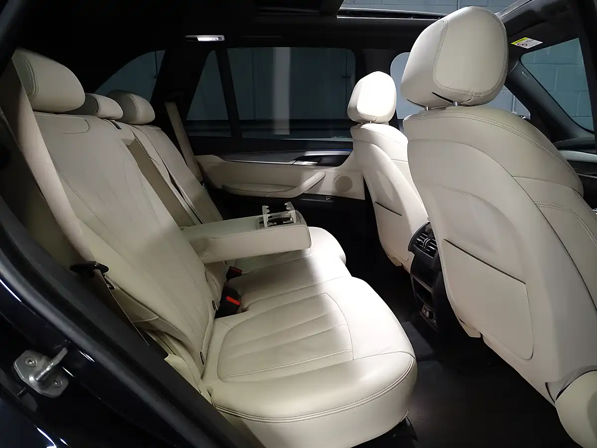 Used 2014 BMW X5 M Sport Carbon Black Metallic - Interior and Exterior details 16
