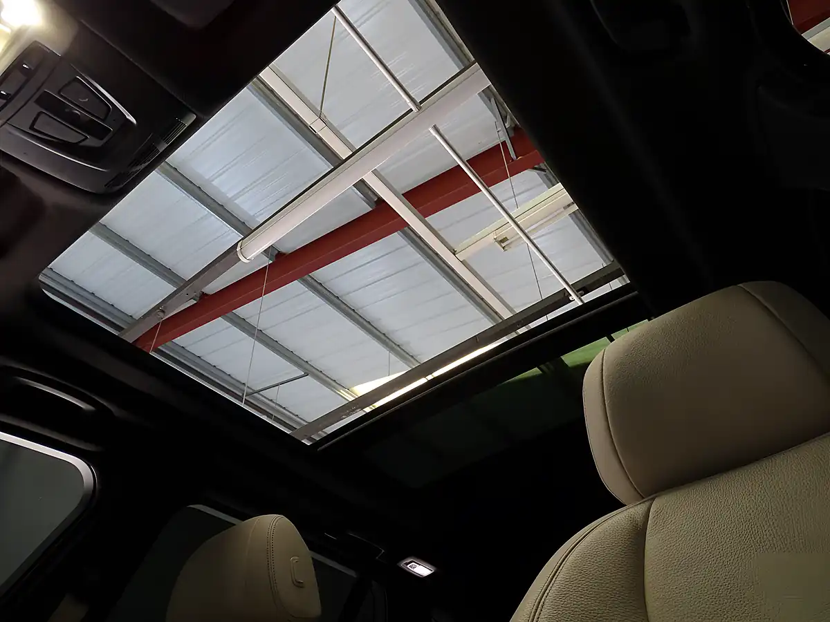 Used 2014 BMW X5 M Sport Carbon Black Metallic - Interior and Exterior details 19