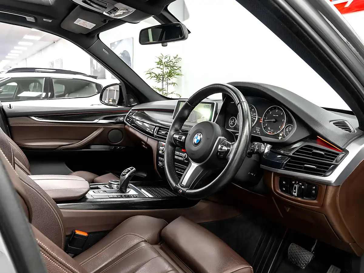 Used 2014 BMW X5 M Sport Space Grey - Interior and Exterior details 13