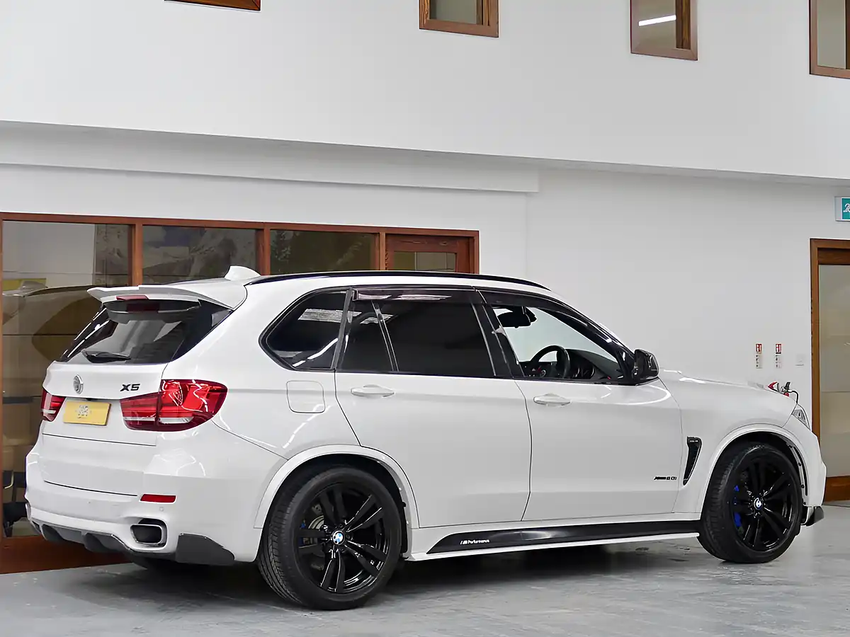 Used 2014 BMW X5 M Sport White - Interior and Exterior details 13