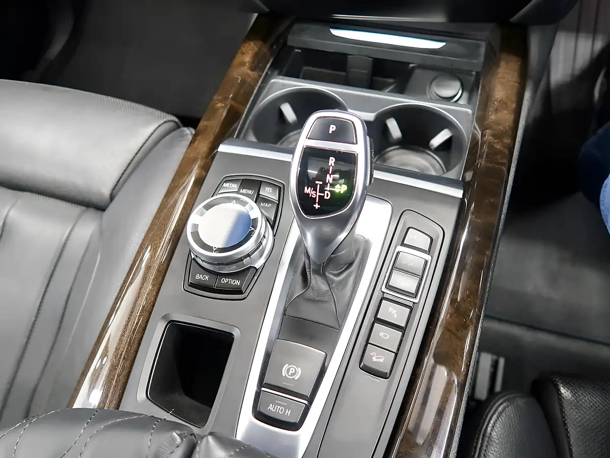 Used 2014 BMW X5 M Sport White - Interior and Exterior details 17