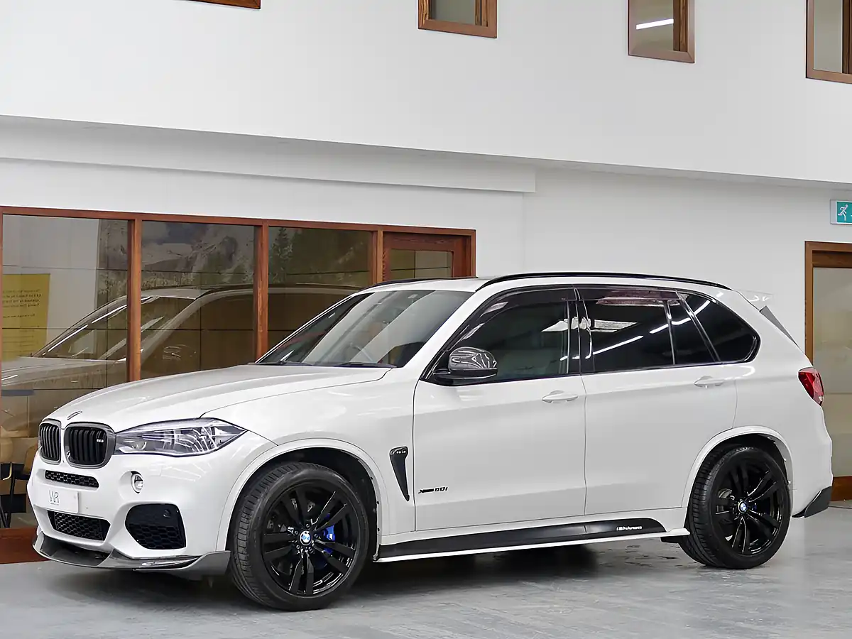 Used 2014 BMW X5 M Sport White - Interior and Exterior details 4