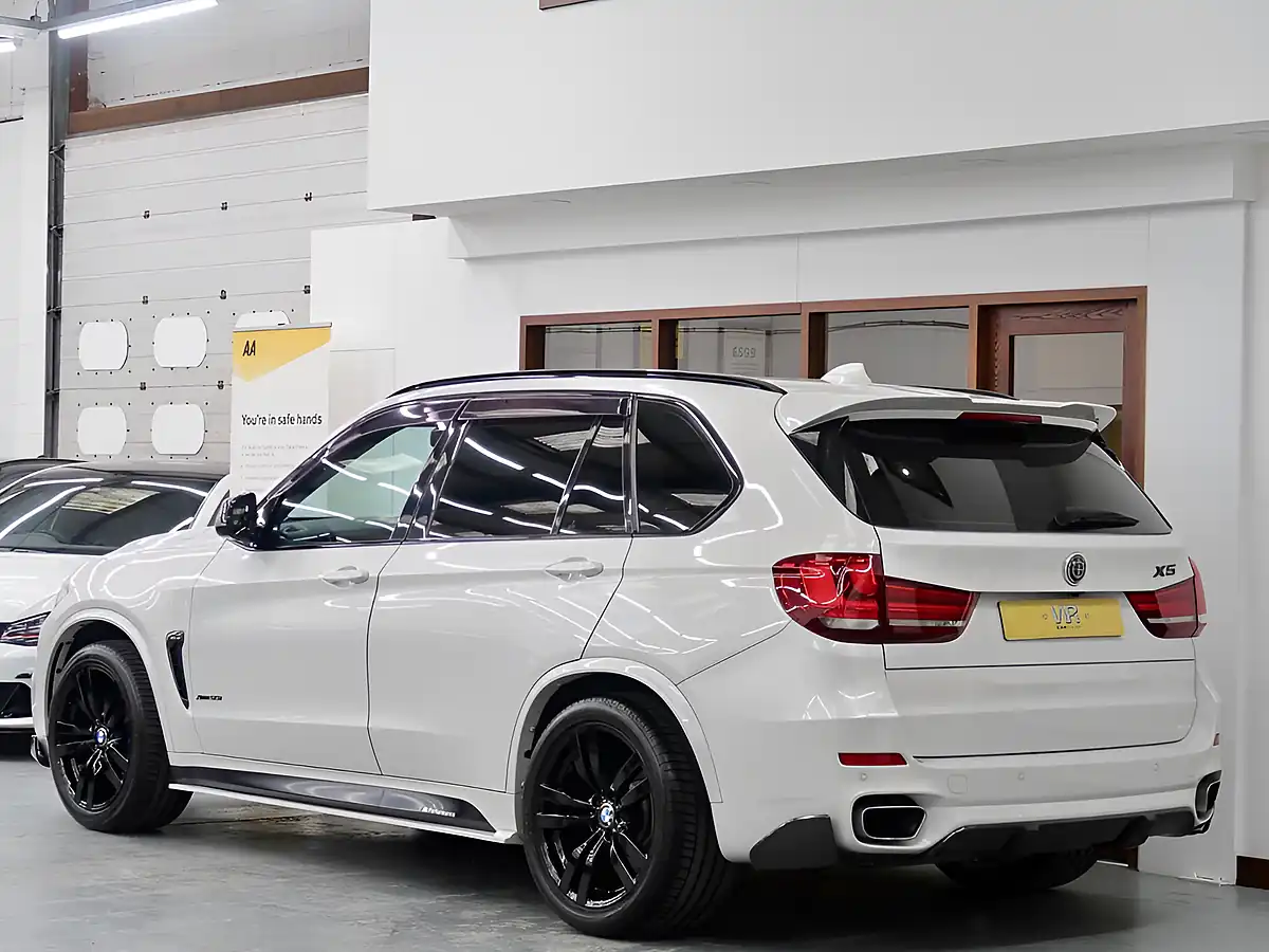 Used 2014 BMW X5 M Sport White - Interior and Exterior details 5