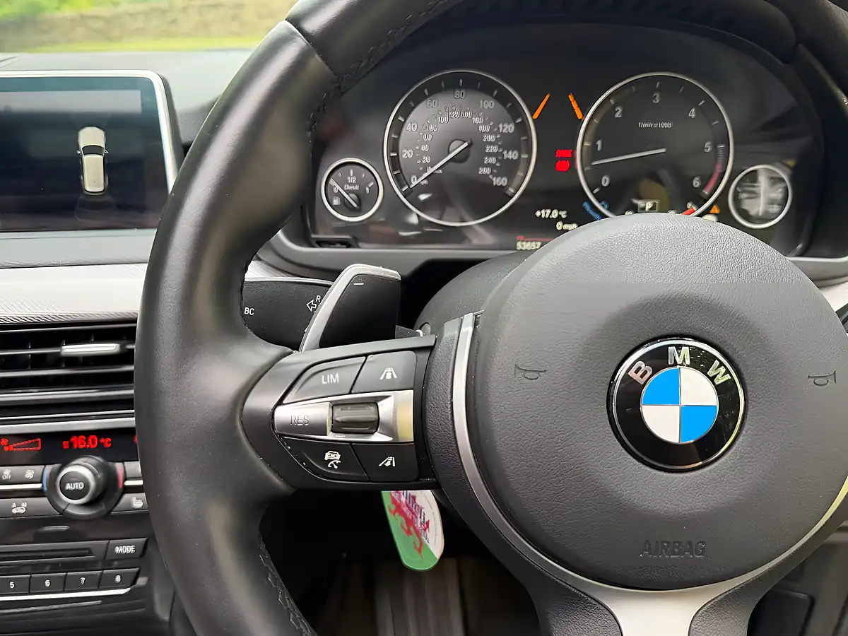 Used 2014 BMW X5 M Sport White - Interior and Exterior details 13