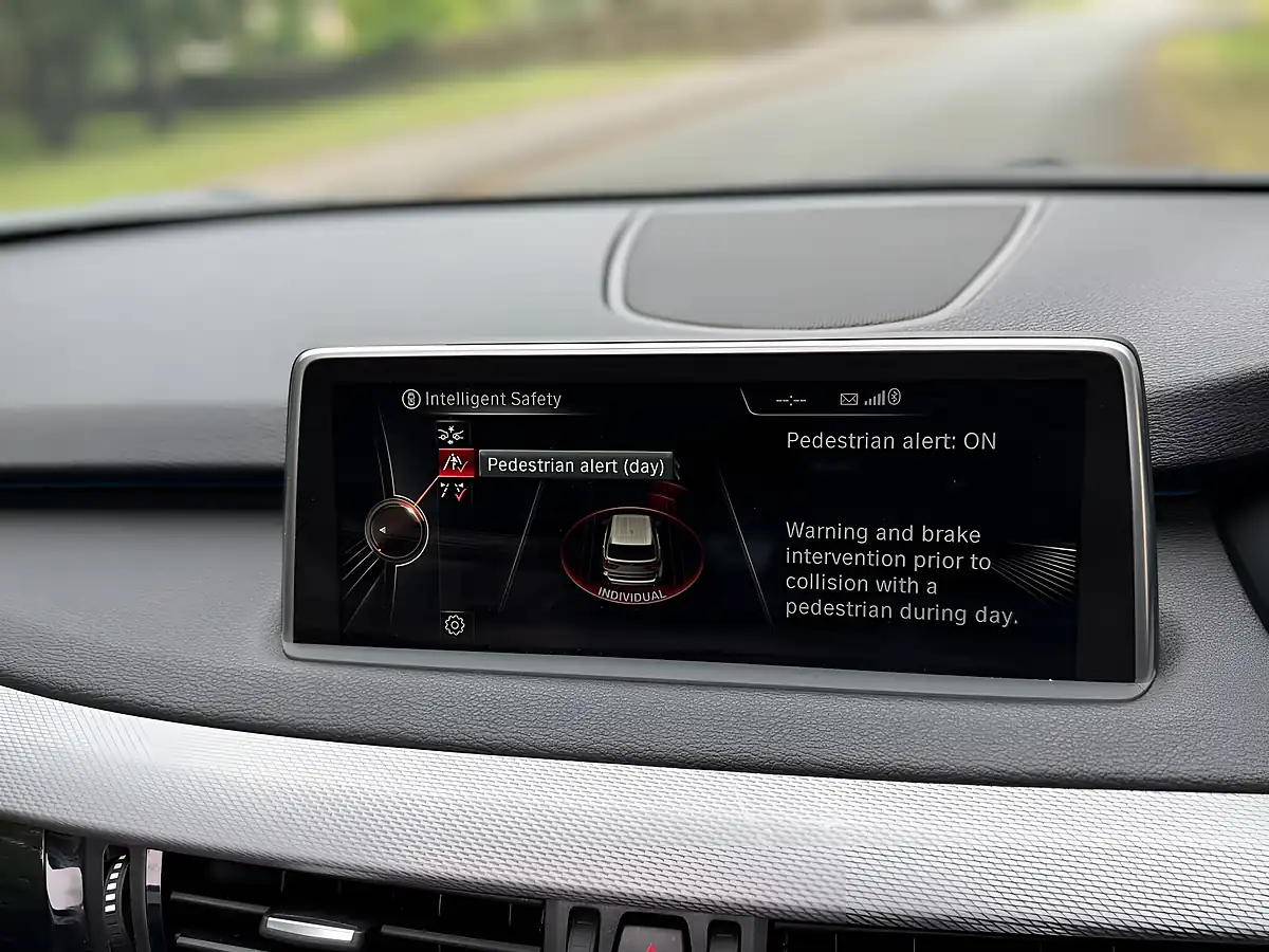 Used 2014 BMW X5 M Sport White - Interior and Exterior details 14