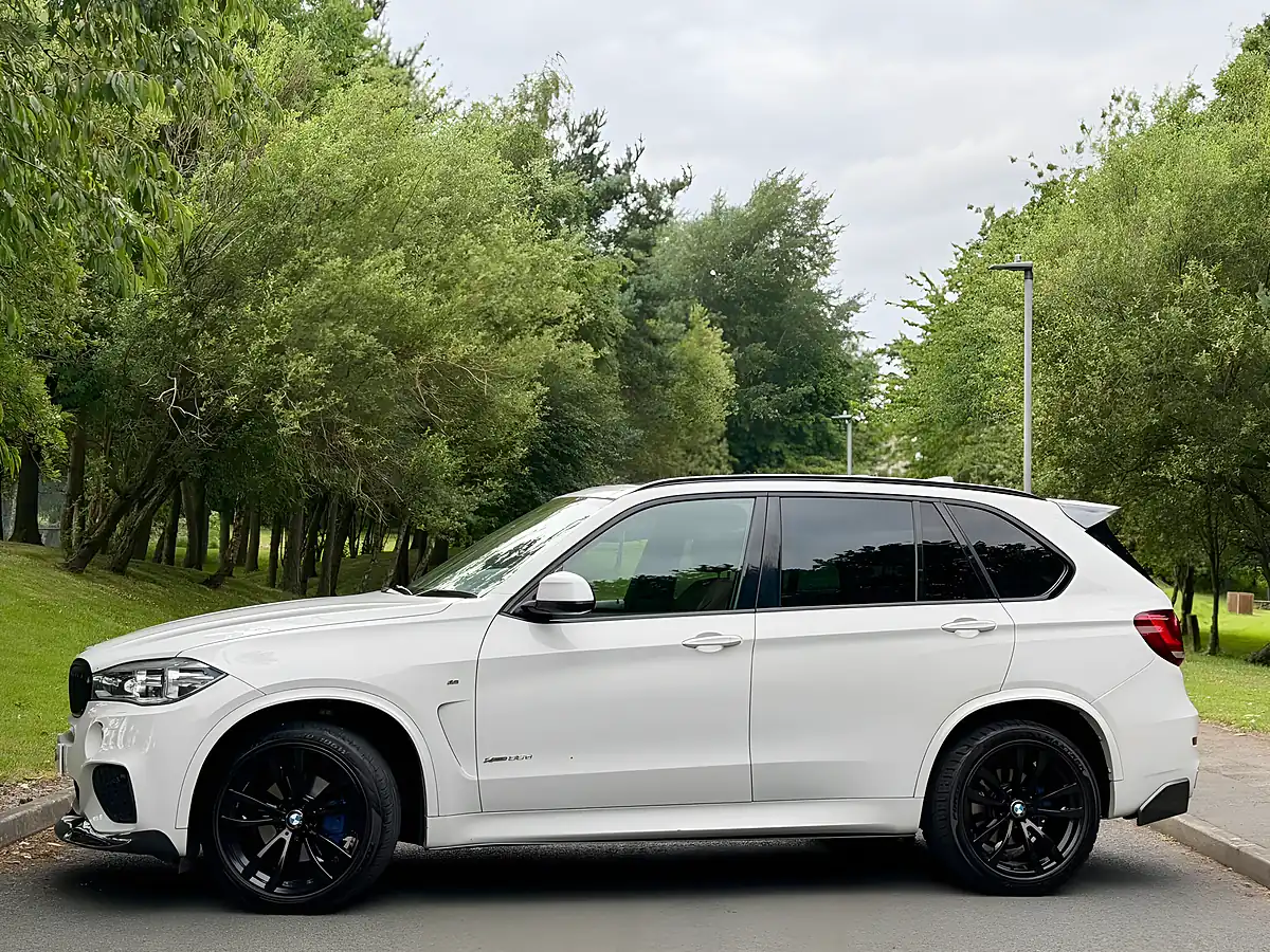 Used 2014 BMW X5 M Sport White - Interior and Exterior details 4