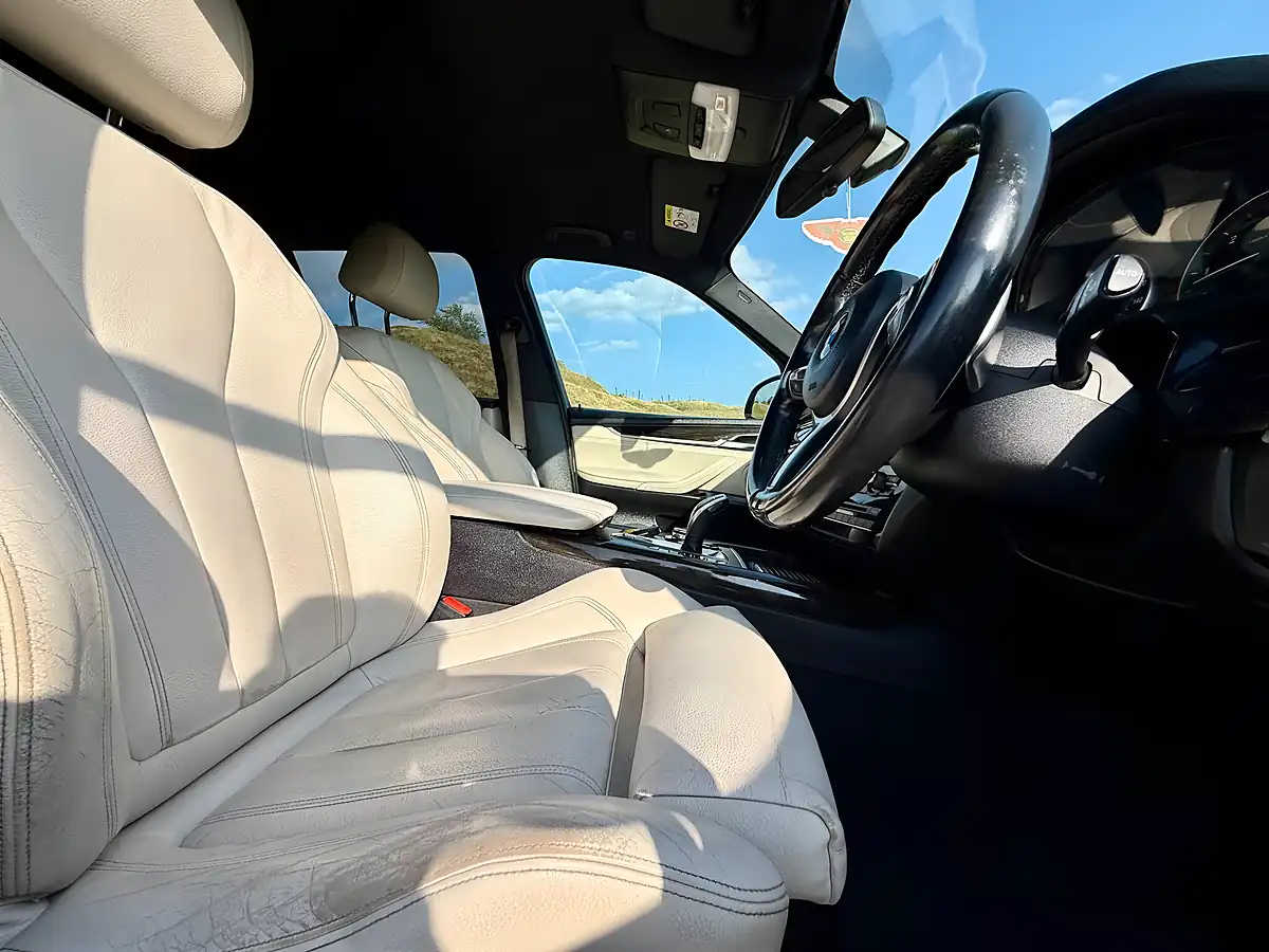 Used 2014 BMW X5 M Sport White - Interior and Exterior details 17