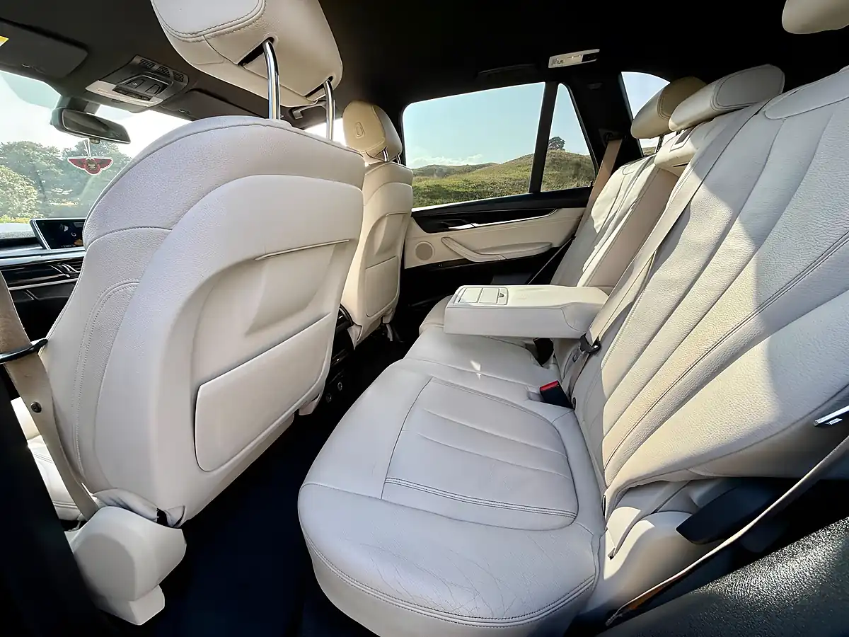 Used 2014 BMW X5 M Sport White - Interior and Exterior details 20