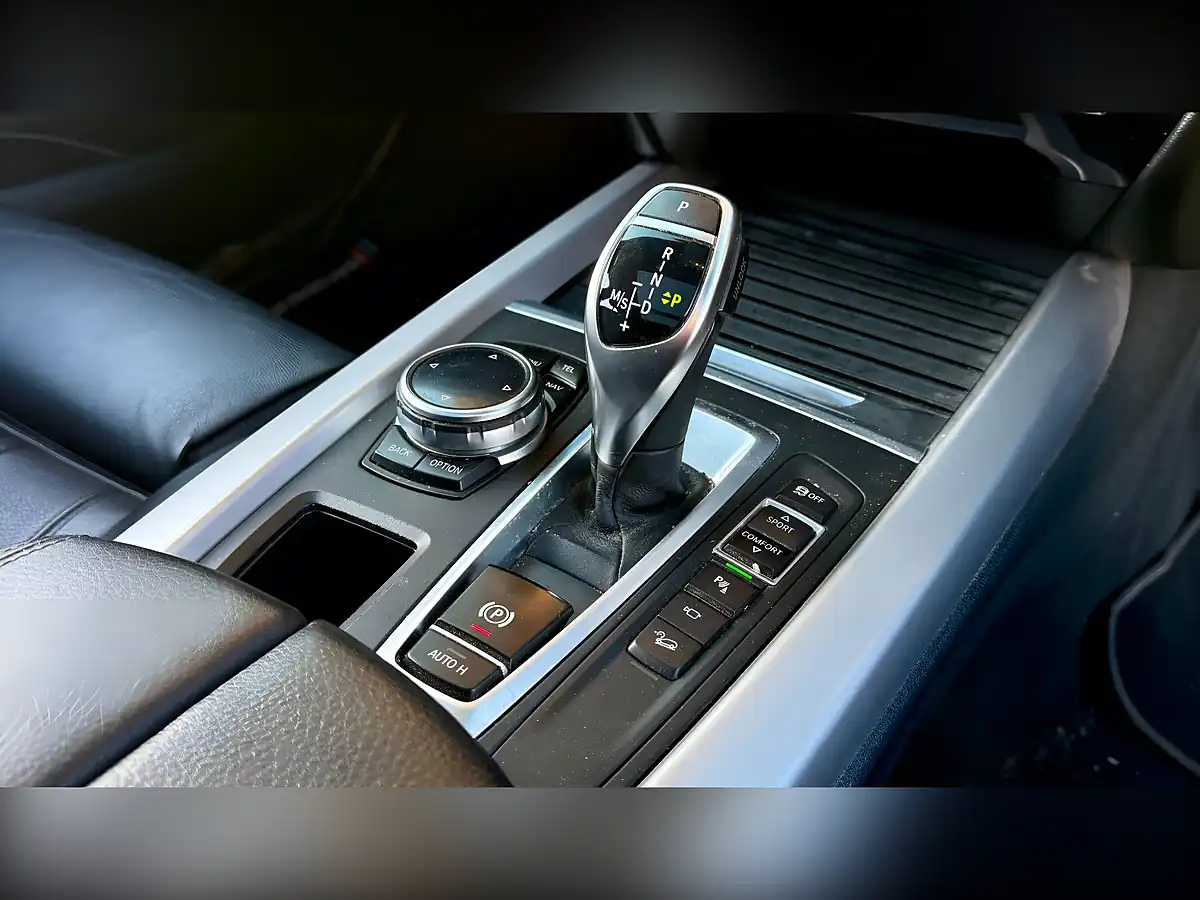 Used 2014 BMW X5 Se Silver - Interior and Exterior details 10