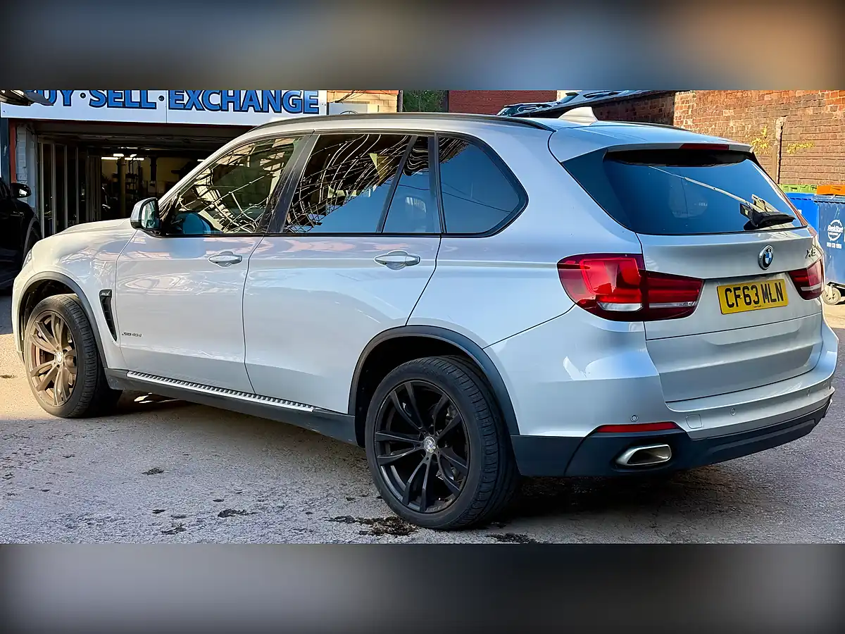 Used 2014 BMW X5 Se Silver - Interior and Exterior details 4