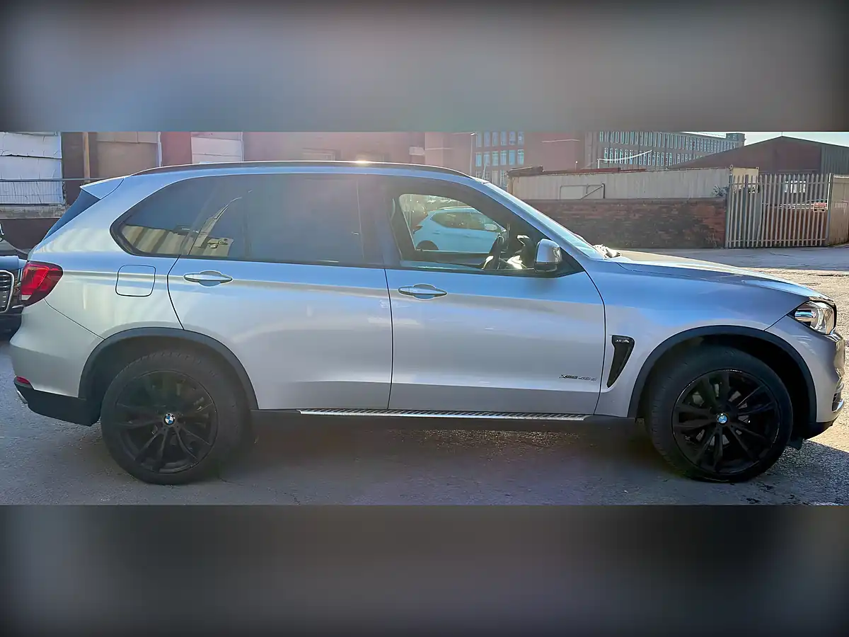 Used 2014 BMW X5 Se Silver - Interior and Exterior details 7