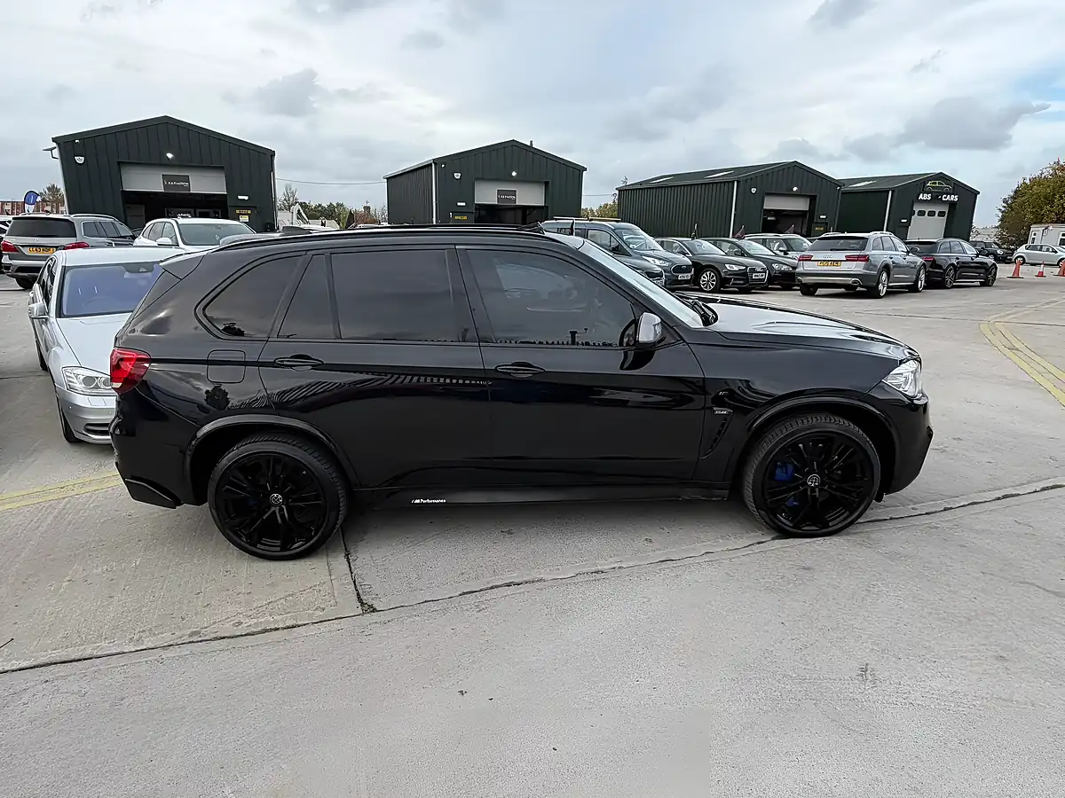 Used 2014 BMW X5 Xdrive Black - Interior and Exterior details 10