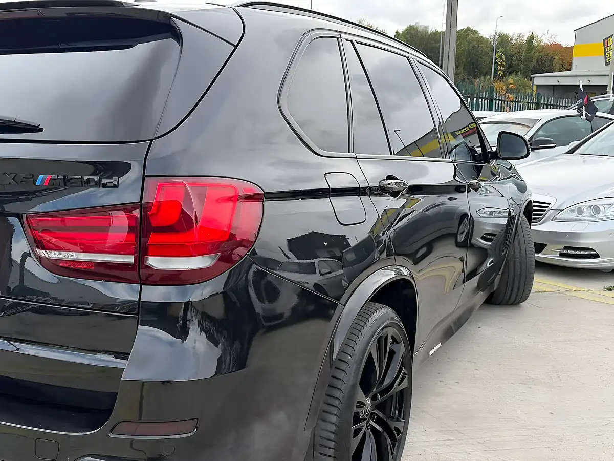 Used 2014 BMW X5 Xdrive Black - Interior and Exterior details 11