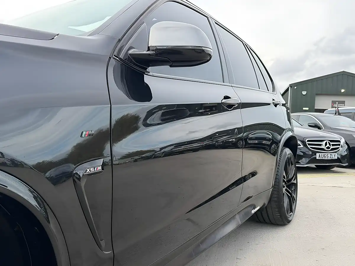Used 2014 BMW X5 Xdrive Black - Interior and Exterior details 17